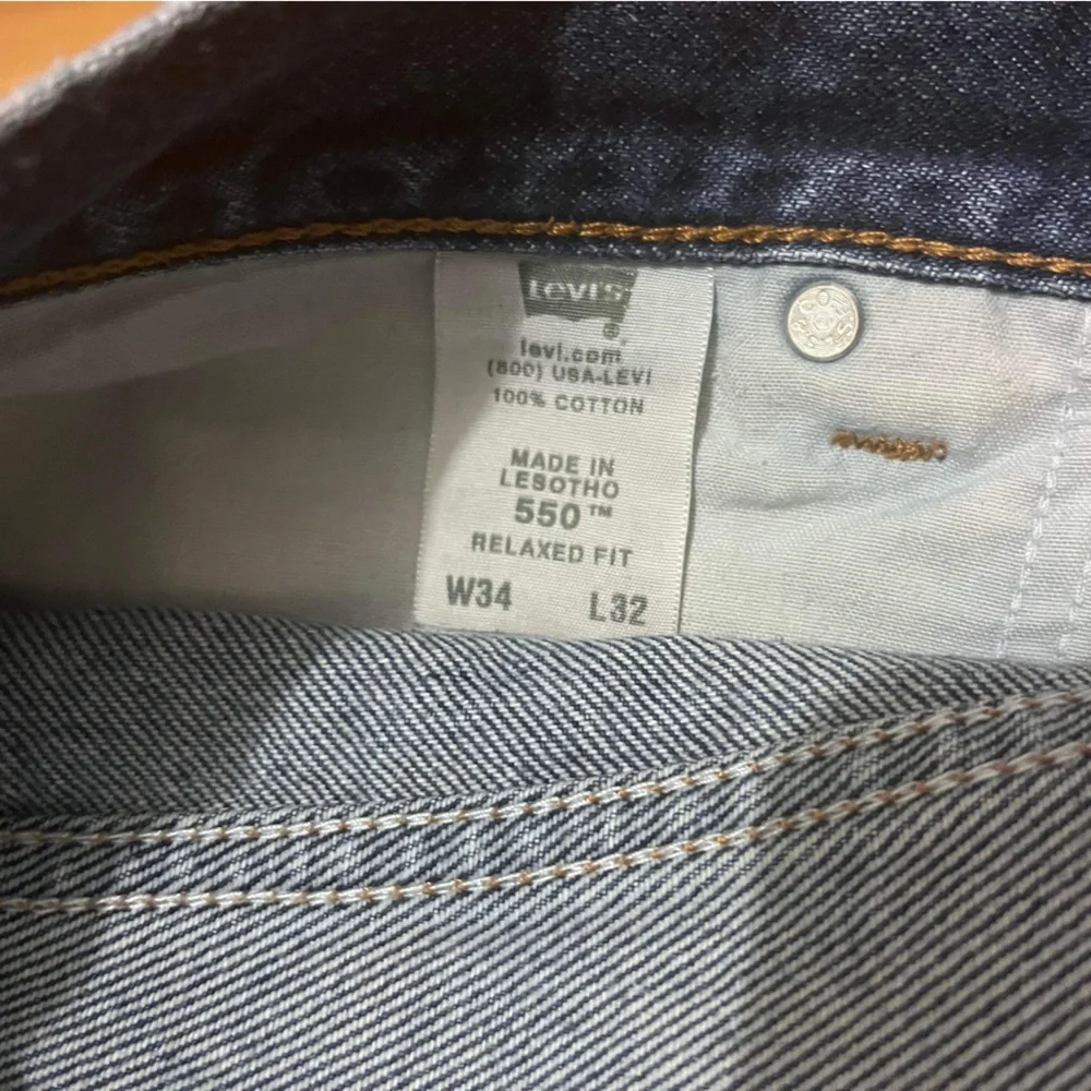 Levis Short - Picture 3 of 5